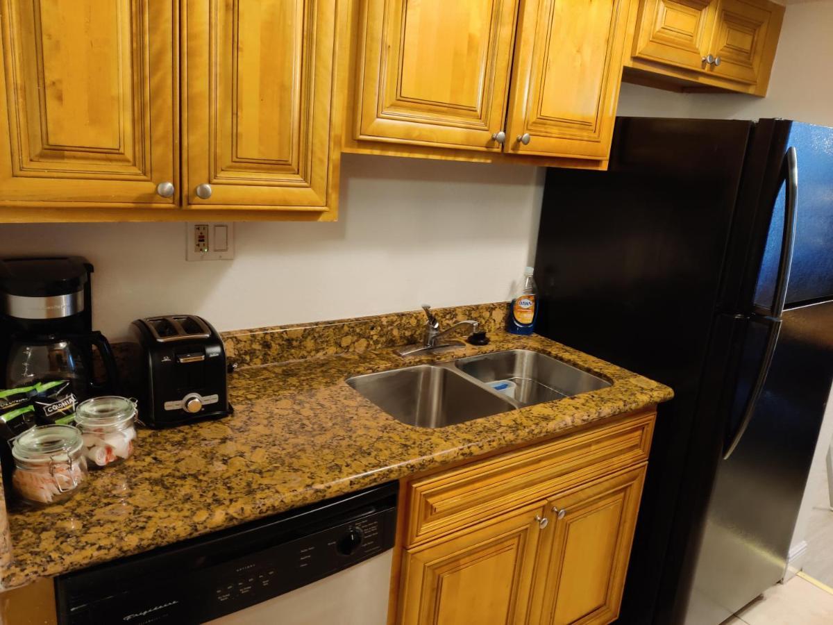 Centauri Vacation Rentals Beautiful 2-Bedroom Condo, Near All Orlando Attractions, Free Parking & Wi-Fi, King Bed 외부 사진